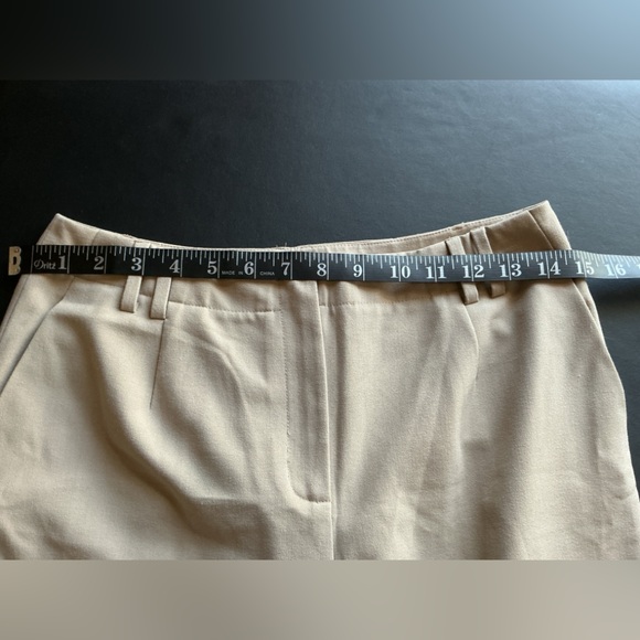 Talbots Beige Wide-Leg Capris 6 Petite - Picture 4 of 6